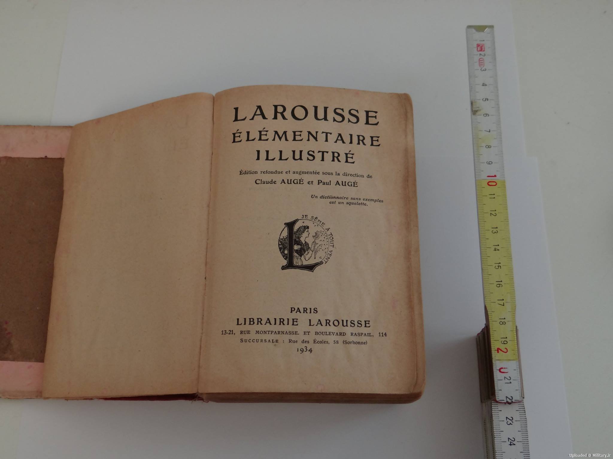 Larousse-Illustre-1934.jpg