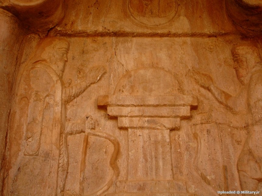 Zoroastrianism_Tomb_Sulaymaniyah_provinc