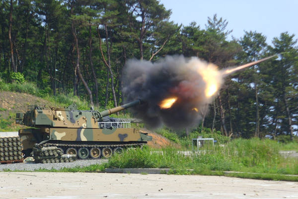 http://gallery.military.ir/albums/userpics/10084/14~0.jpg