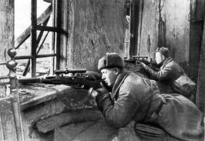 [تصویر:  normal_WWII_Russian_snipers.jpg]
