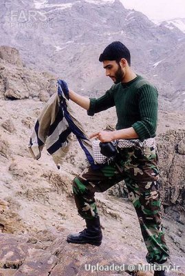 IMAGE(http://gallery.military.ir/albums/userpics/10158/normal_2%7E22.jpg)