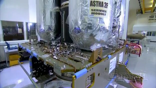 http://gallery.military.ir/albums/userpics/10198/HowTo_Build-A-Satellite_Astra1N_02.jpg