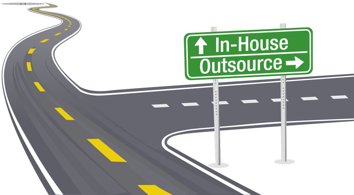 inhouse-vs-outsource.jpg