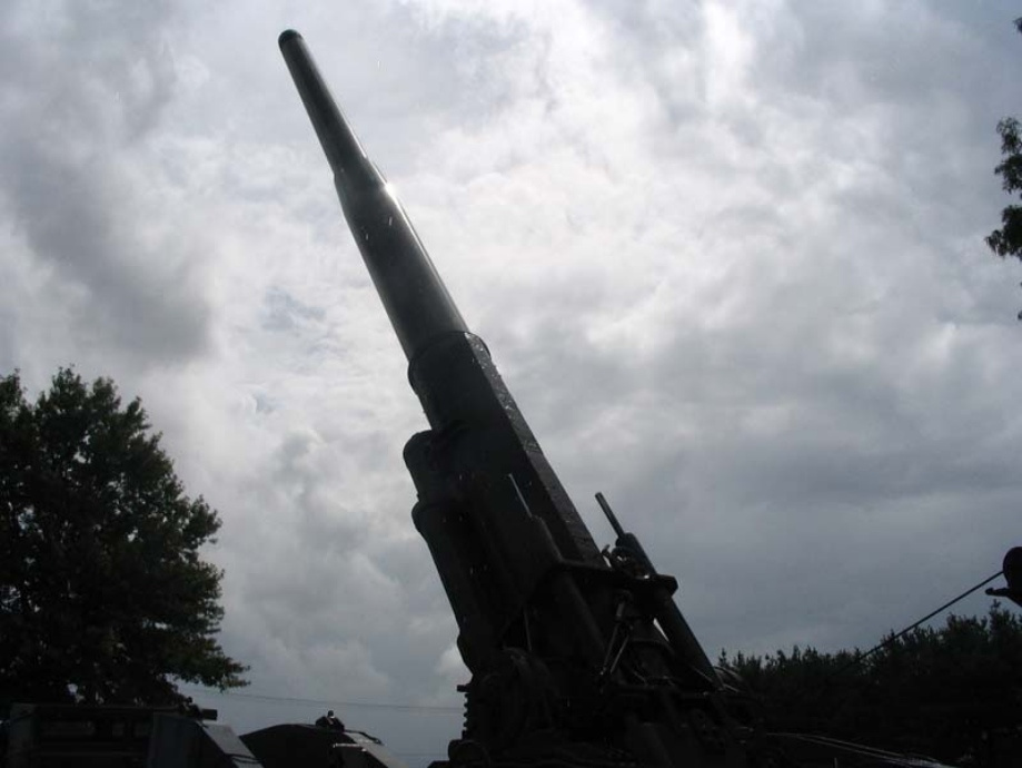 http://gallery.military.ir/albums/userpics/10228/m-65-atomic-annie-920-24.jpg