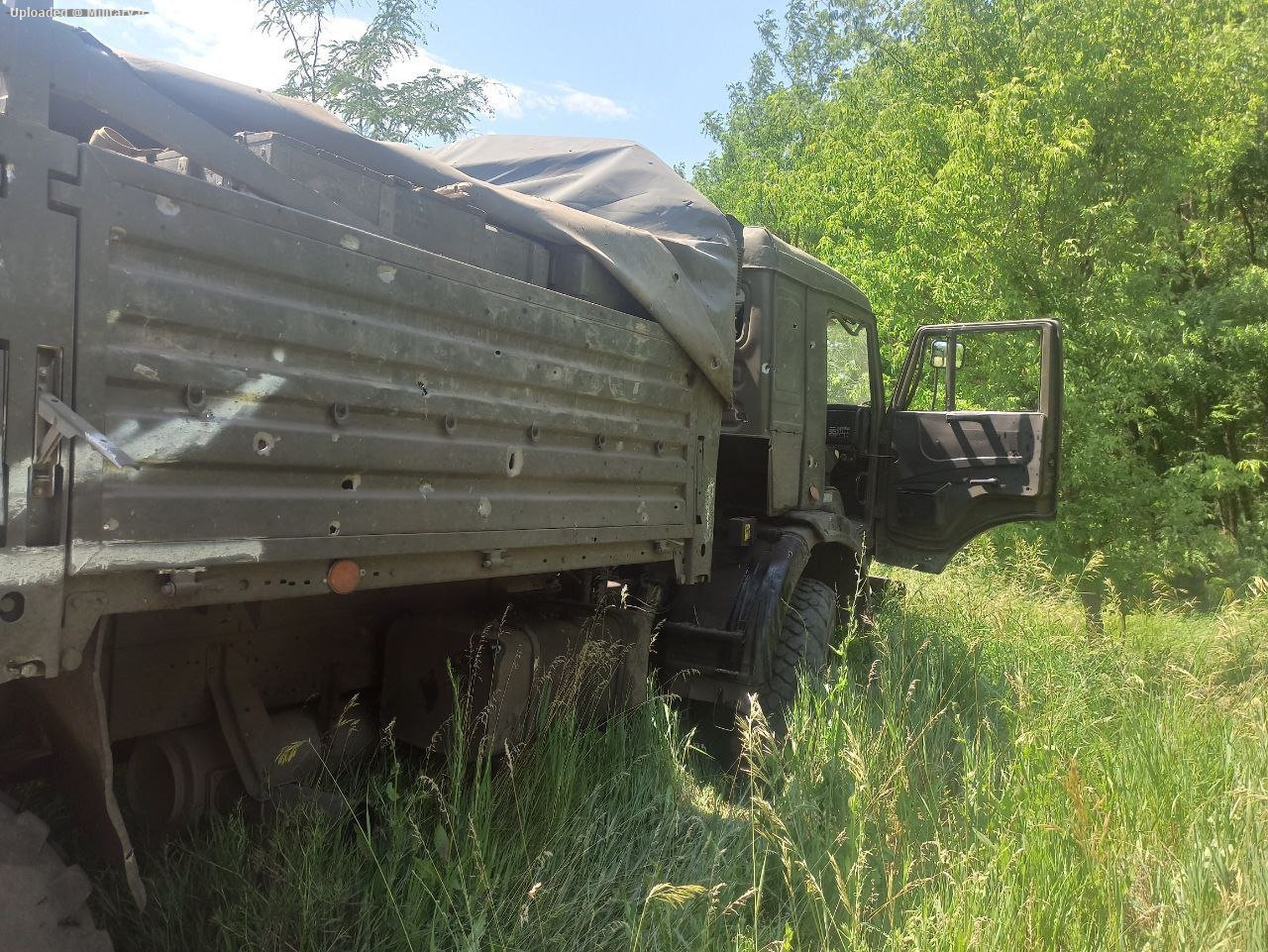A_Russian_cargo_truck2C_transporting_amm