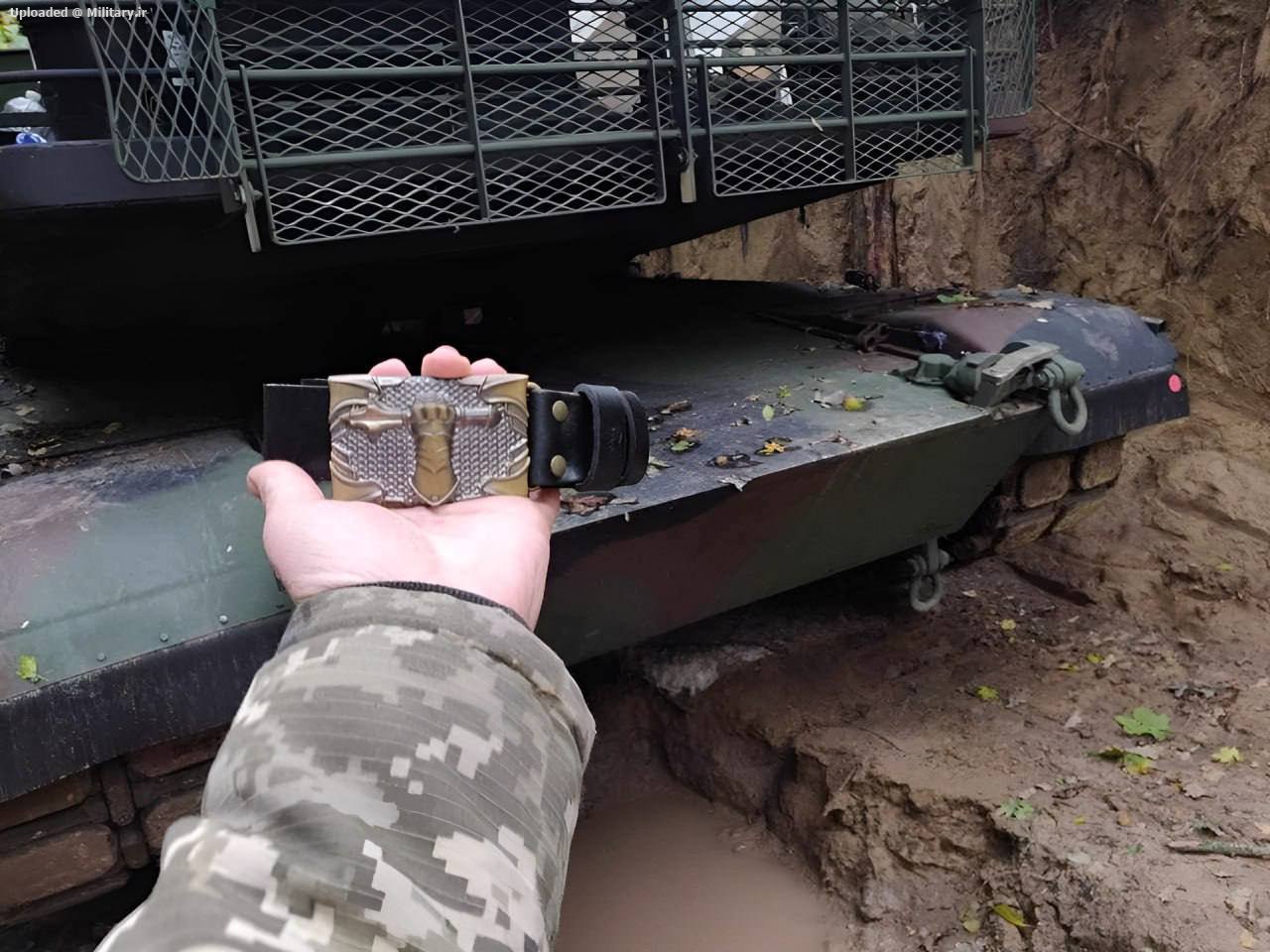 Abrams_M1A12C_poperedno2C_v_Ukrayini.jpg