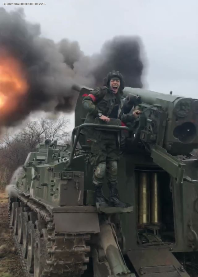 Donetsk_People_s_Militia_heavy_artillery