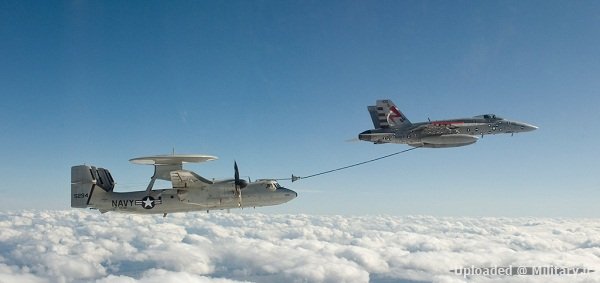 E-2-Hawkeye-aerial-refueling-system.jpg