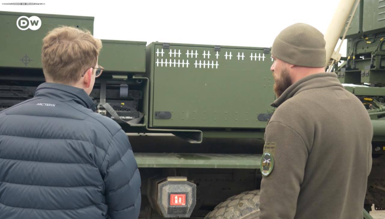 German_IRIS-T_and_Russian_missiles_shot_