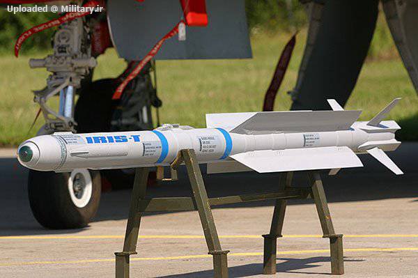 IRIS-T-Rocket.jpg