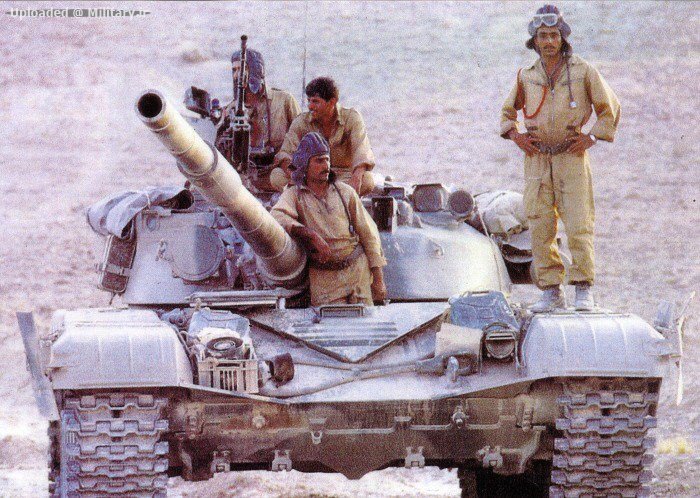 Irak_Cumhuriyet_Muhafizlari_T-72_Ural_Ir