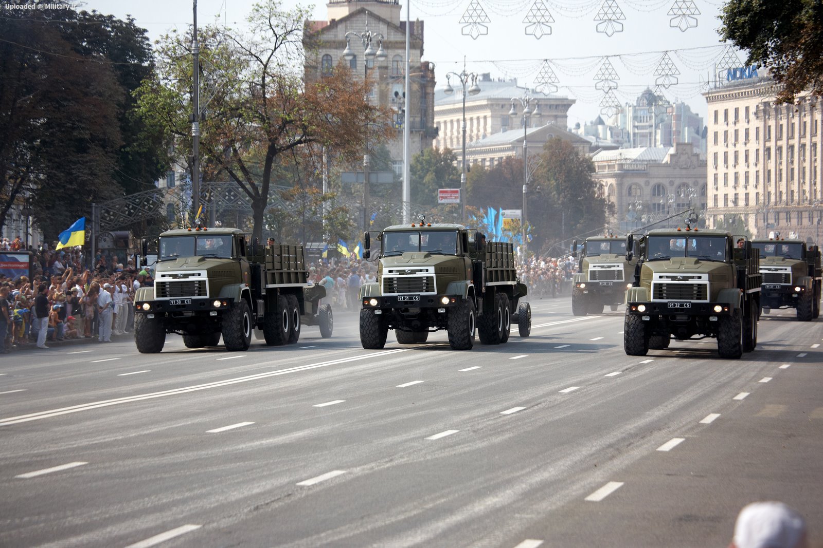 KrAZ-6322_at_the_Kyiv_Independence_Day_P