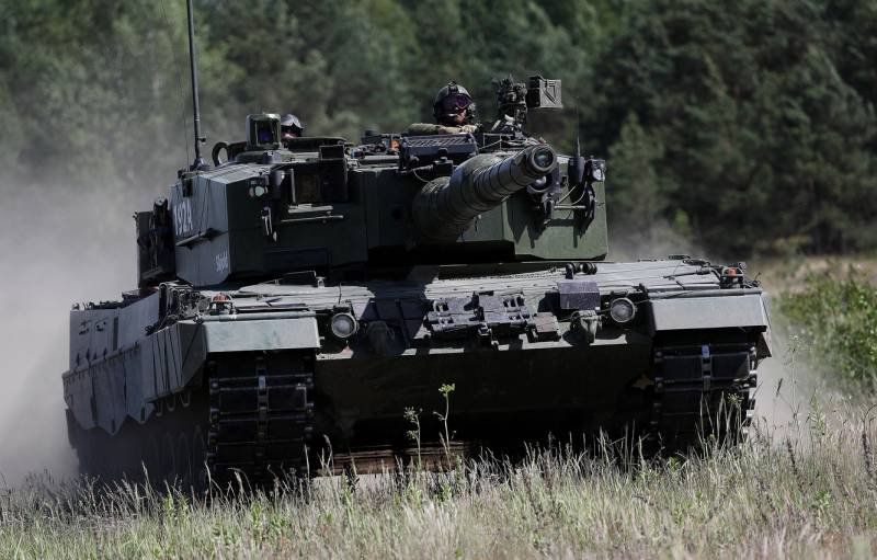 Leopard-2A4.jpg