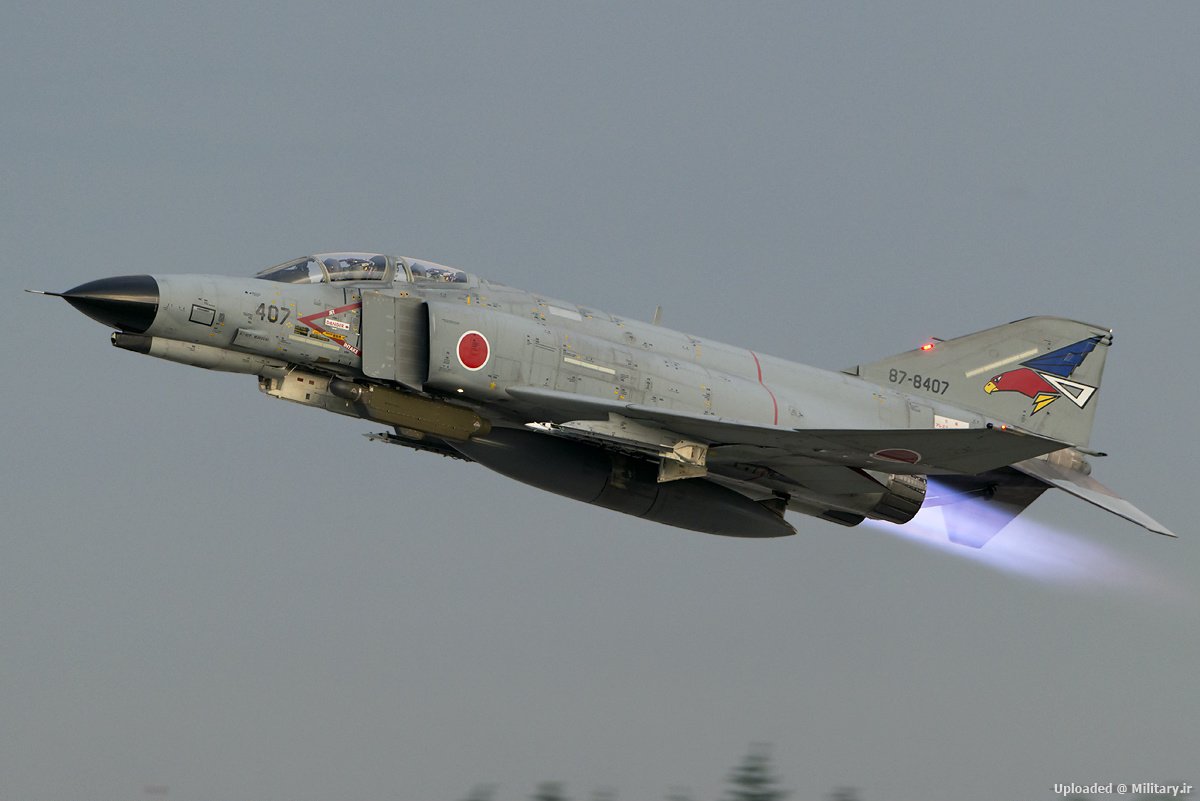 McDonnell_Douglas_28Mitsubishi29_F-4EJ_Kai_Phantom_II2C_Japan_-_Air_Force_AN2289664.jpg