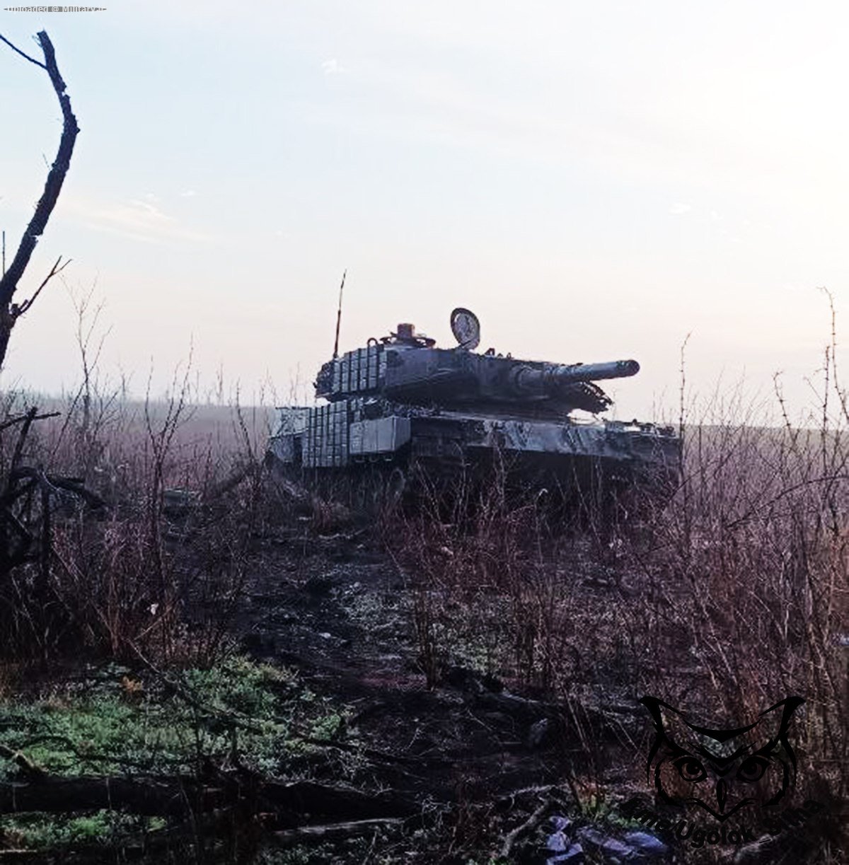 Podbityy_nemeckiy_tank_Leopard_2A4_v_ray