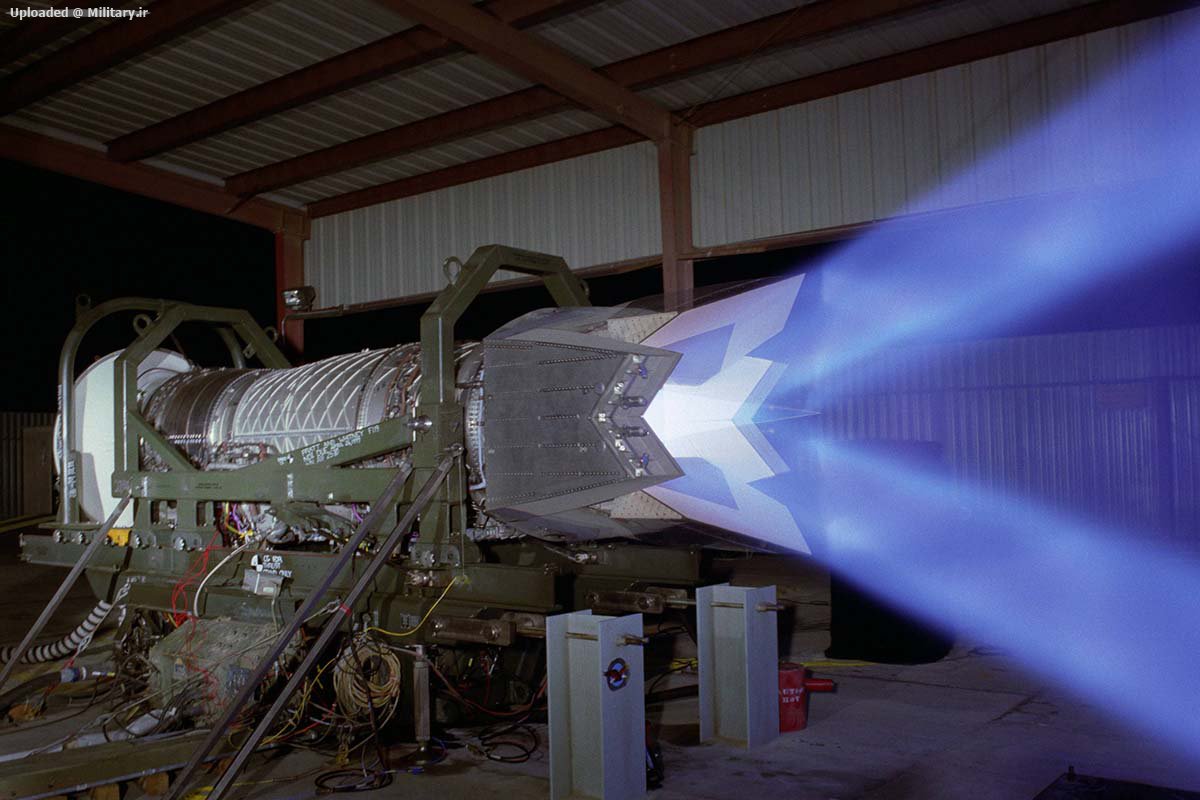 Pratt-Whitney-F119-turbofan-engine~0.jpg