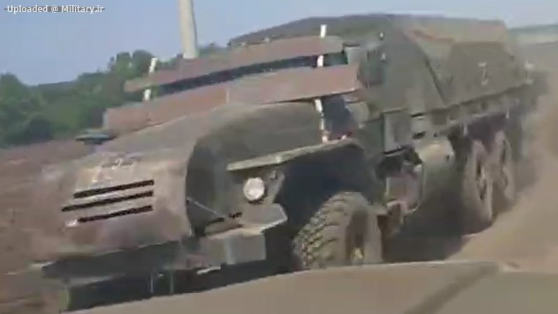 Russian_trucks_with_improvised_armor_.jp