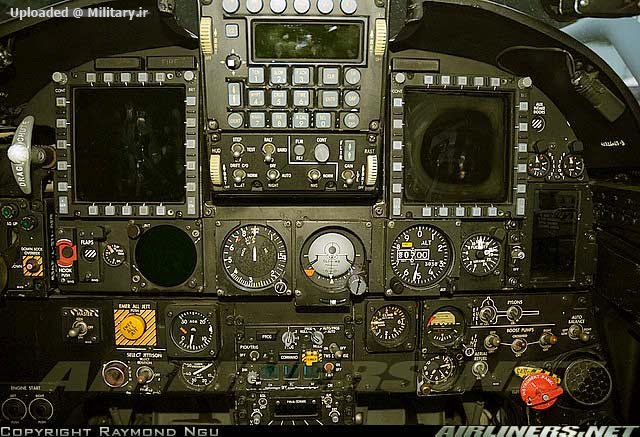 Singapore_Air_Force_F-5S_cockpit.jpg
