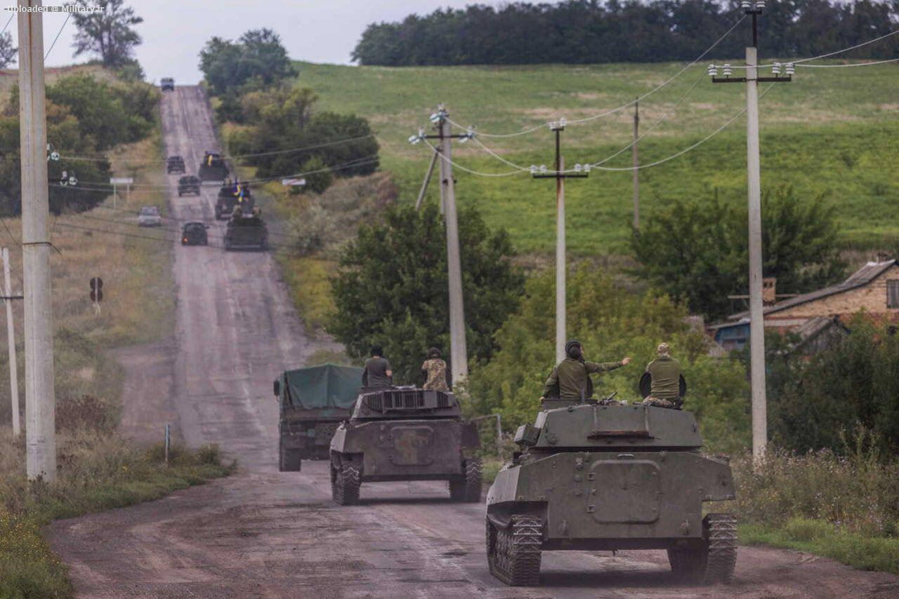 Ukraine_Armed_Forces_leaving_Bakhmut.jpg