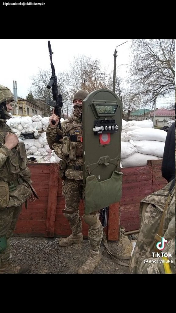 Ukrainian_forces_captured_an_armoured_sh