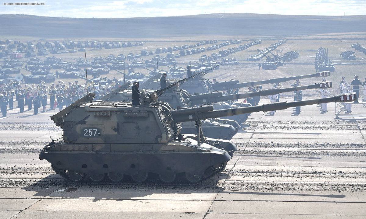 Up_to_2002C000_Russian_troops_are_concen