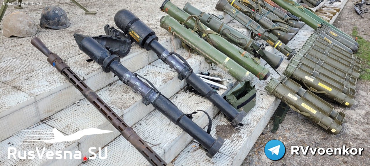 Weapons_captured_from_Ukrainian_forces2.