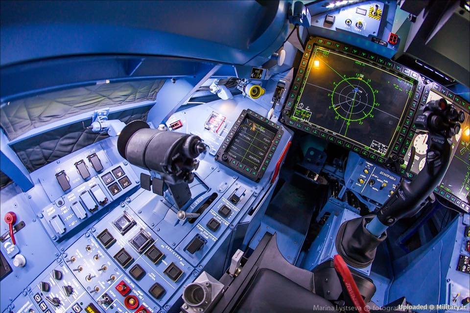 su-35_cockpit2.jpg