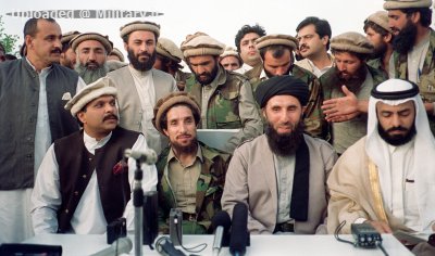 Hekmatyar-and-Massoud.jpg