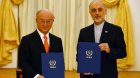 Filename=iaea_and_iran_roadmap_signature.jpg
Filesize=34KiB
Dimensions=653x367
Date added=Jul 26, 2015 iaea_and_iran_roadmap_signature.jpg