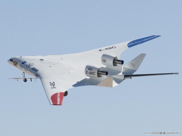 The_NASA-Boeing_X-48C_Hybrid-Blended_Win