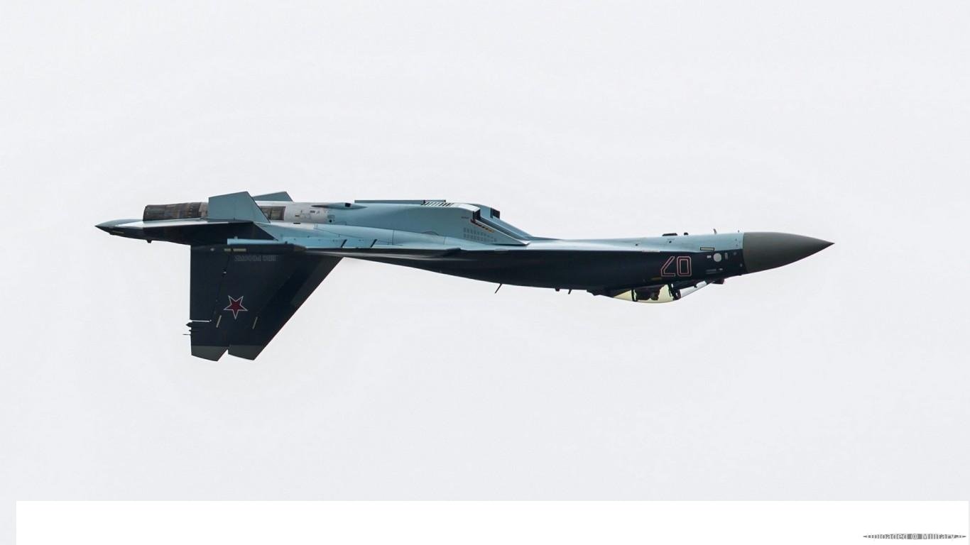 sukhoi-s35-paris-airshow-le.jpg