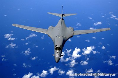 normal_800px-B-1B_over_the_pacific_ocean