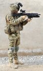 thumb_British_Army_Soldier_in_Full_Kit_i