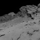 Filename=Comet_from_16_km.jpg
Filesize=480KiB
Dimensions=1800x1800
Date added=Oct 10, 2016 Comet_from_16_km.jpg