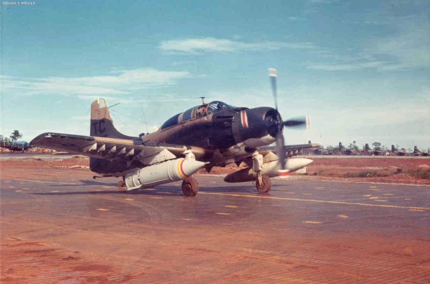 A-1E_1SOS_PavePat_1968.jpg