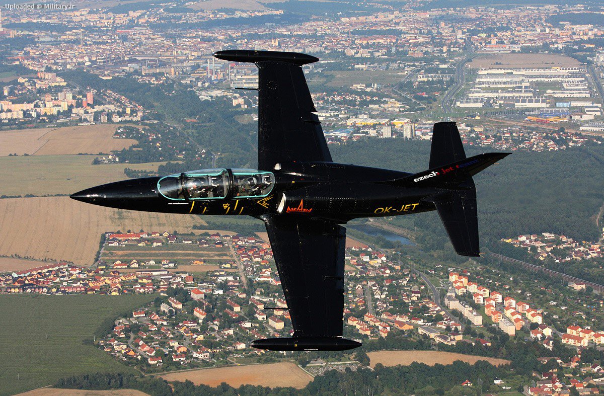 Aero_L-39C_Albatros_1.jpg