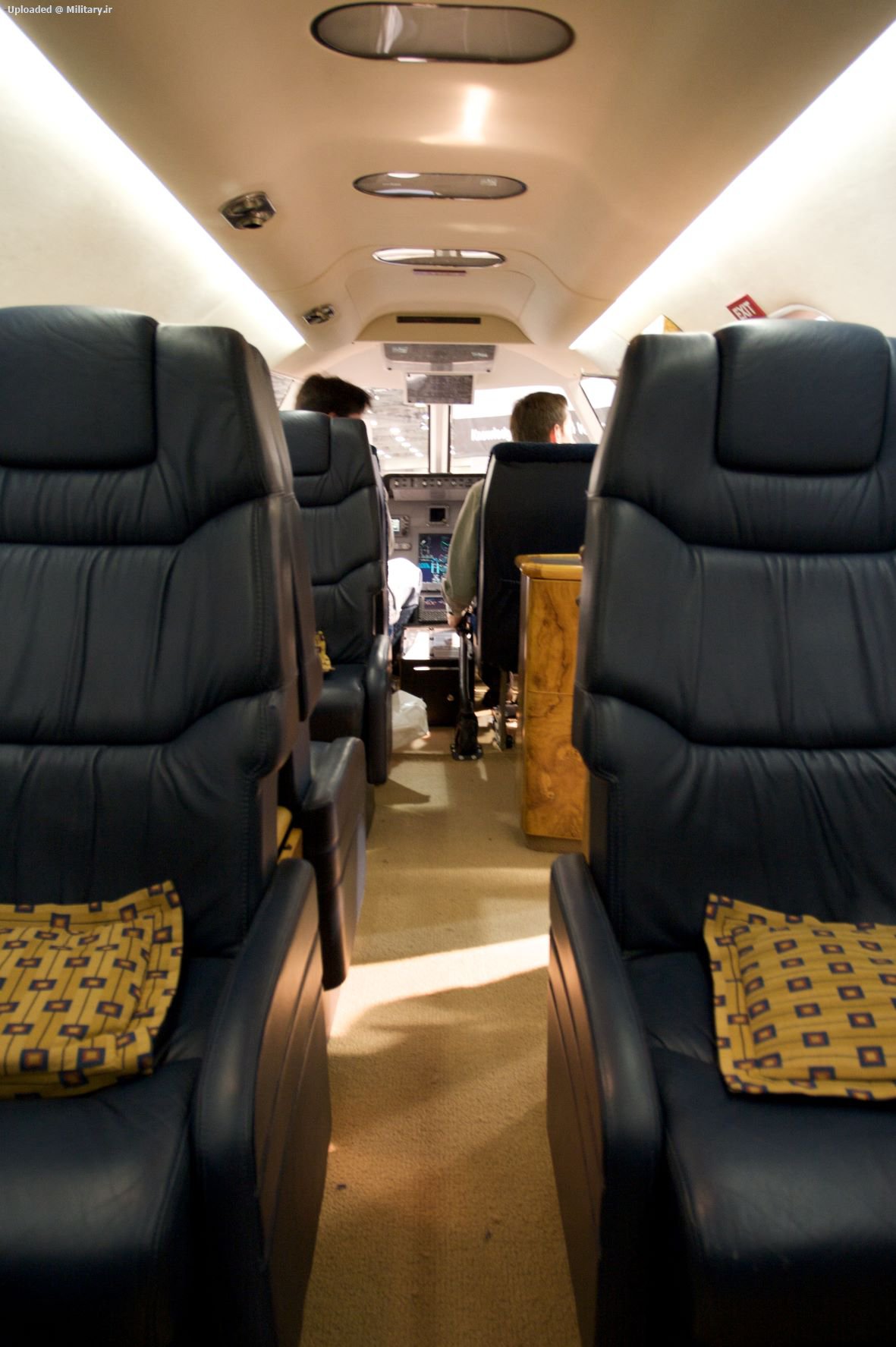 BA609_cabin11.jpg