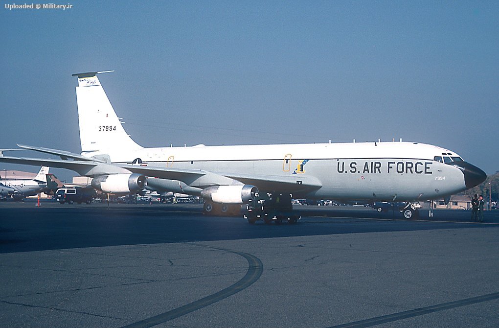 Boeing_EC-135G_28717-148292C_USA_-_Air_F