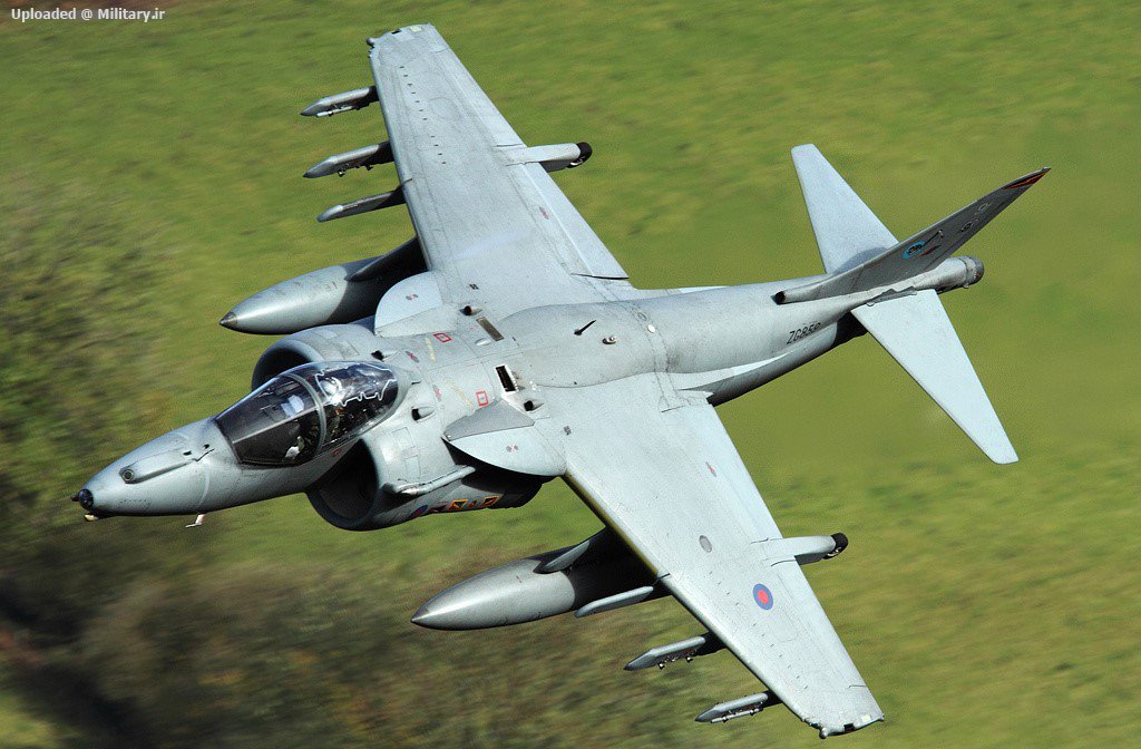British_Aerospace_Harrier_GR9_2.jpg