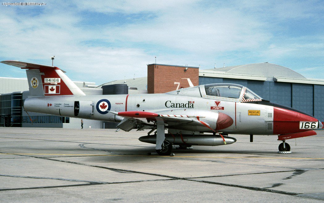 Canadair_CT-114_Tutor_28CL-41A29.jpg