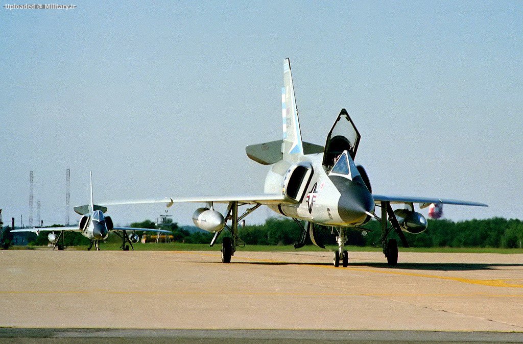 Convair_F-106A_Delta_Dart_5.jpg