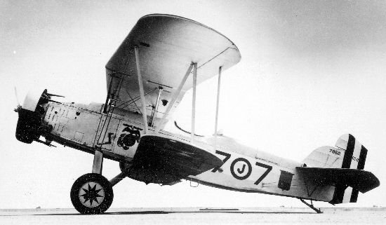 Curtiss_OC-2_Falcon.jpg