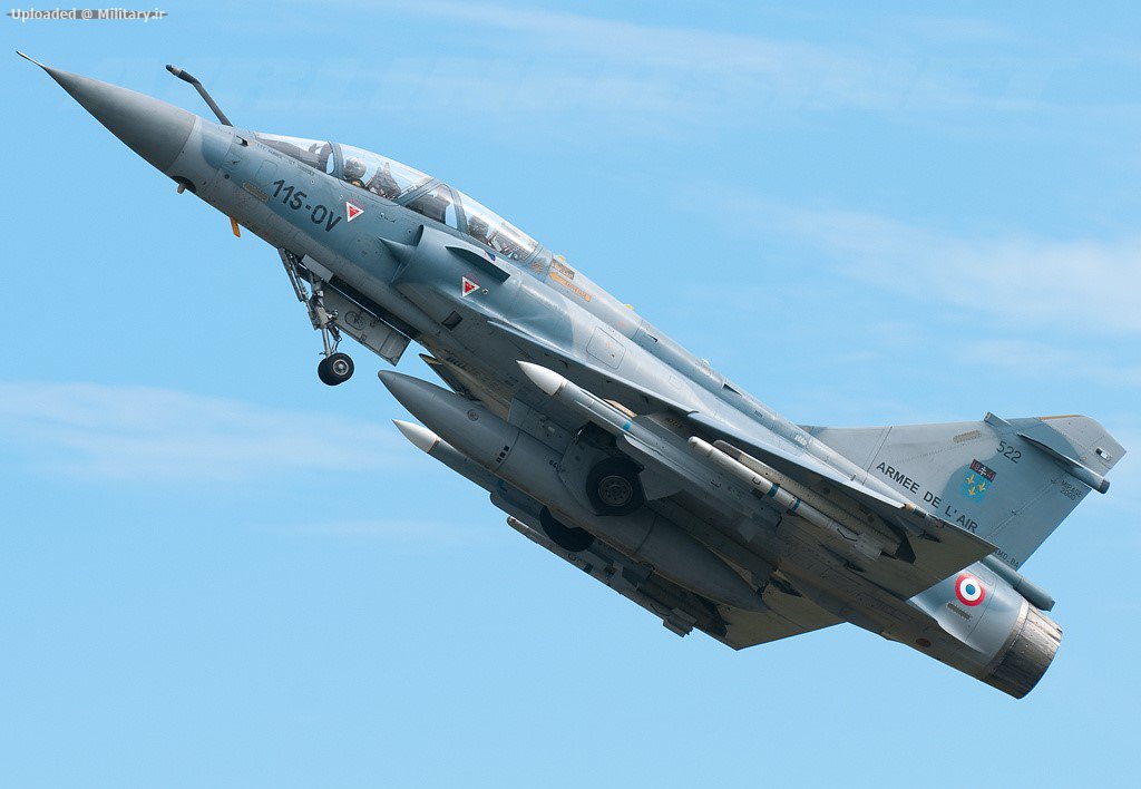 Dassault_Mirage_2000B_2.jpg