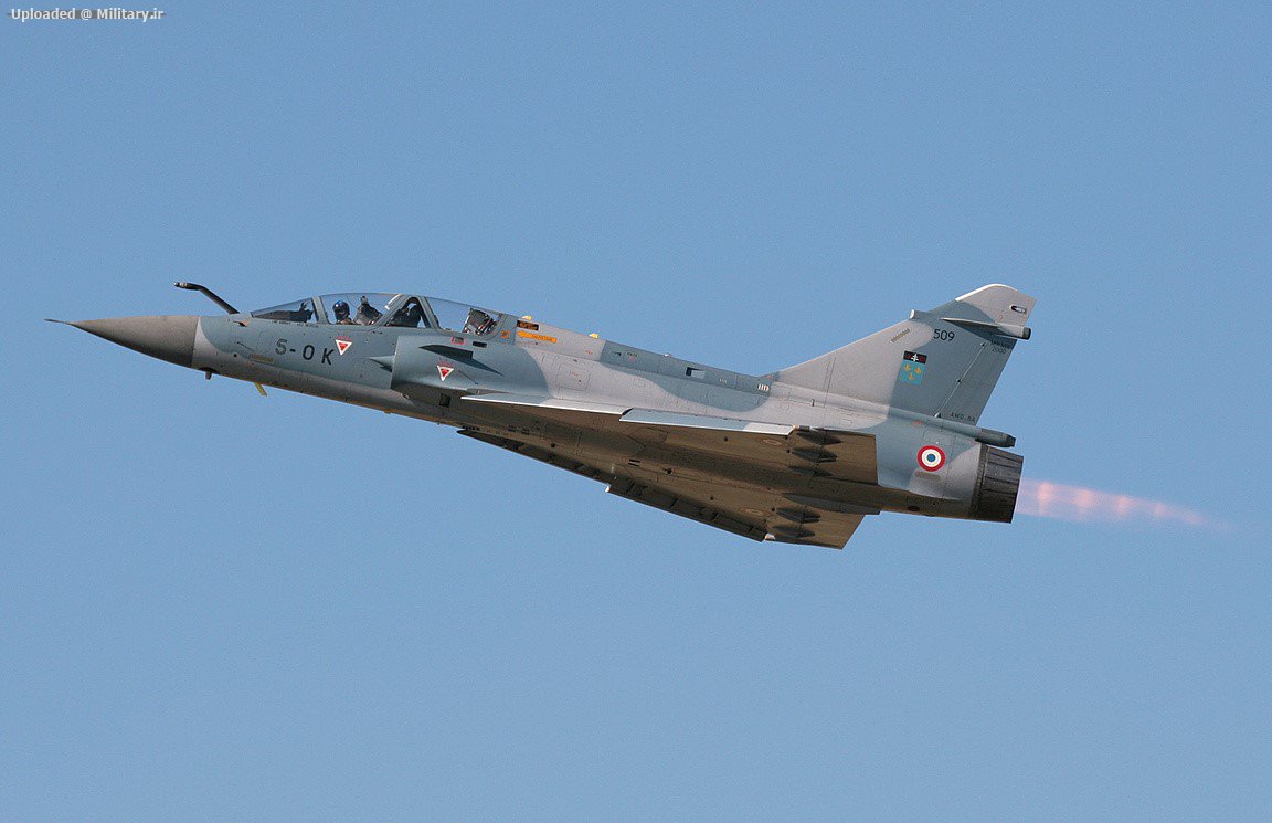 Dassault_Mirage_2000B_4.jpg