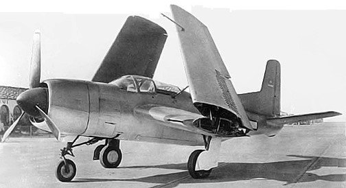 Douglas_BTD-1_folded_wings.jpg