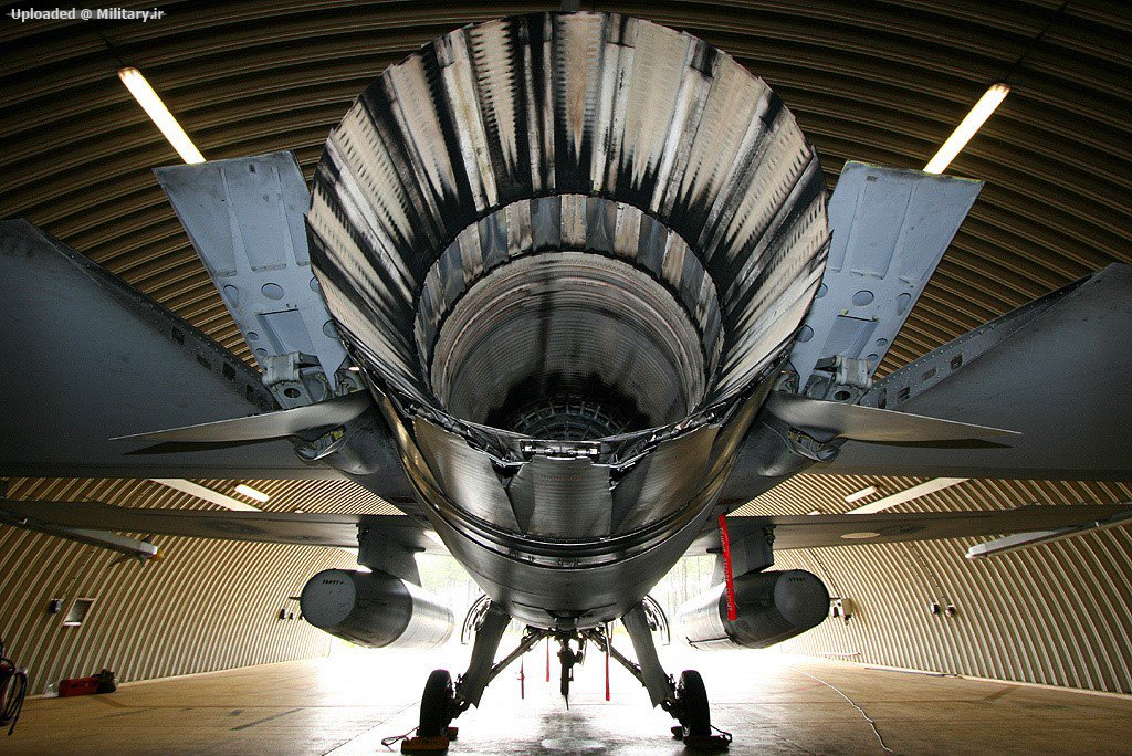 General_Dynamics_F-16BM_Fighting_Falcon.