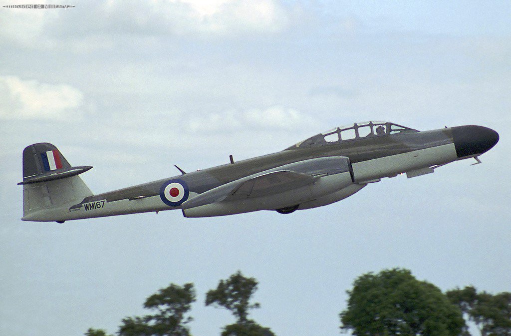 Gloster_28Armstrong_Whitworth29_Meteor_N