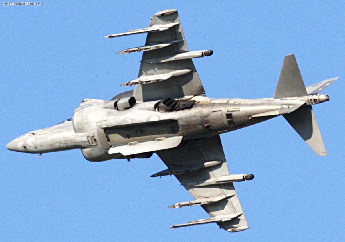 Harrier_AV-8B_banking_left2C_revealing_u