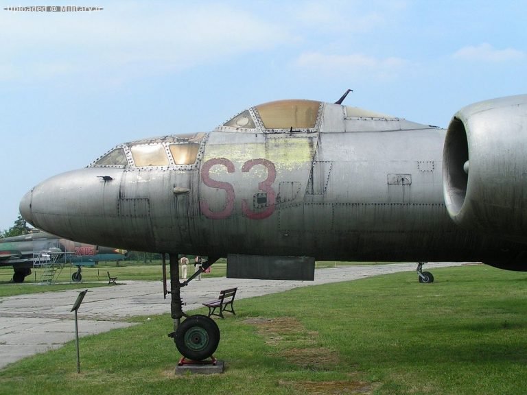 Iliushin-Il-28-1-768x576.jpg