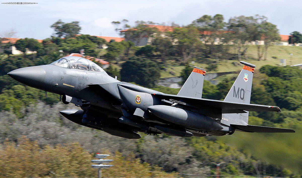 McDonnell_Douglas_F-15E_Strike_Eagle_3.j